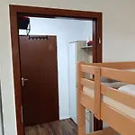 Neu Casa Ludi Eutingen Gute Wohngegend Direkte Buchung Moeglich Keine Freigabe Erforderlich Inklusive Balkon Terrasse Und Tiefgaragenparkplatz Waschmaschine Im Haus Pforzheim