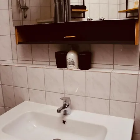 Neu Casa Ludi Eutingen Gute Wohngegend Direkte Buchung Moeglich Keine Freigabe Erforderlich Inklusive Balkon Terrasse Und Tiefgaragenparkplatz Waschmaschine Im Haus * Пфорцхайм
